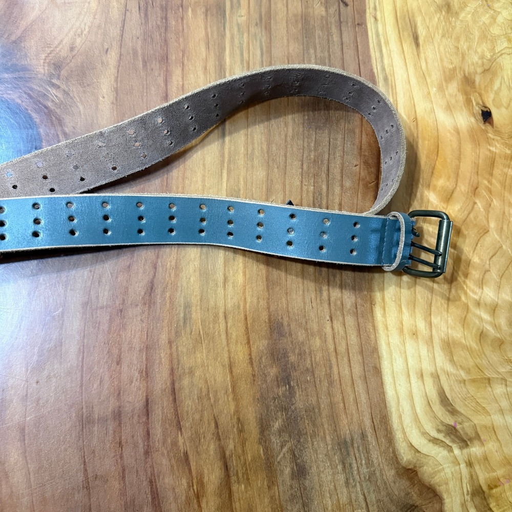 We the Free People Women's Belt Gray 3 hole Y2K Bohemian Leather R3-28 - Picture 4 of 6